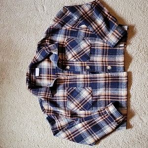 Pink Lily Cropped Flannel. Size L.